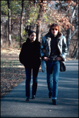 Yoko Ono pic #387997