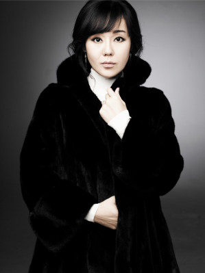 photo 4 in Yunjin Kim gallery [id236239] 2010-02-16 00:00:00