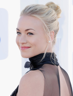 Yvonne Strahovski pic #517468