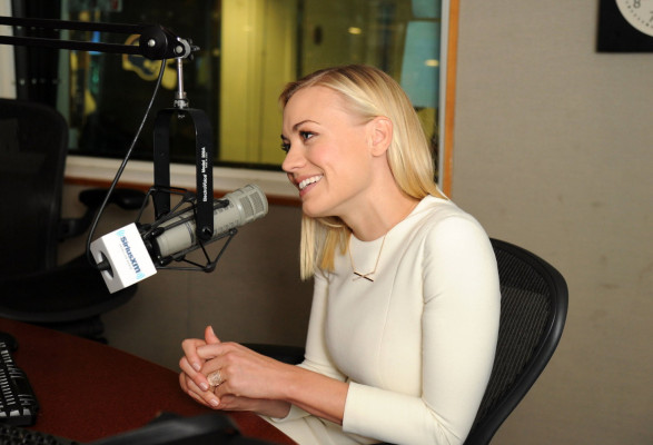 photo 25 in Yvonne Strahovski gallery [id664281] 2014-01-27 00:00:00