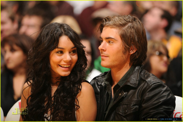 Zac Efron pic #123940