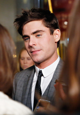 Zac Efron pic #668100