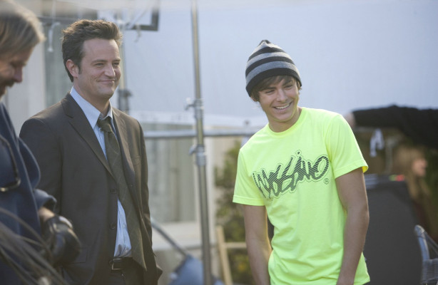 photo 4 in Zac Efron gallery [id544408] 2012-10-22 00:00:00