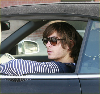 Zac Efron pic #153169