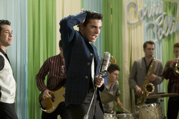 photo 11 in Zac Efron gallery [id549851] 2012-11-10 00:00:00