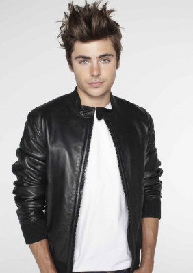 photo 11 in Zac Efron gallery [id269384] 2010-07-08 00:00:00