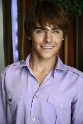Zac Efron pic #96364