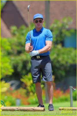 photo 3 in Zac Efron gallery [id781220] 2015-06-24 00:00:00