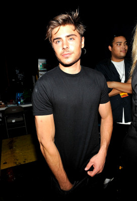 Zac Efron pic #276418