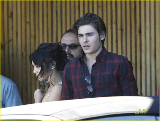 Zac Efron pic #158890