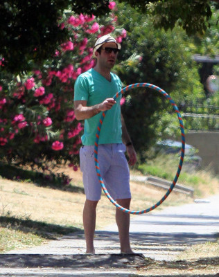photo 6 in Zachary Quinto gallery [id673680] 2014-02-28 00:00:00