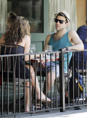 Zachary Quinto pic #675823