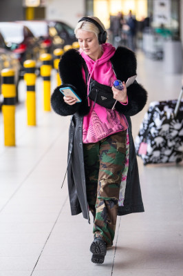 Zara Larsson pic #1092259