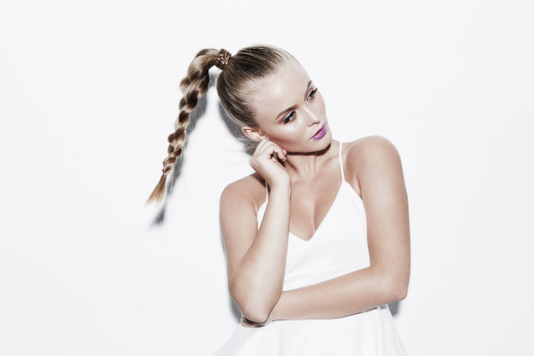 Zara Larsson pic #902529