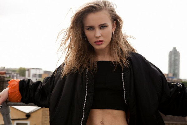Zara Larsson pic #898021