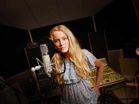 Zara Larsson pic #908263