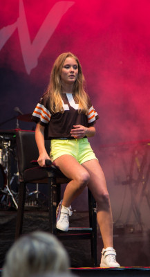 Zara Larsson pic #946377
