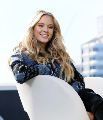 Zara Larsson pic #959355