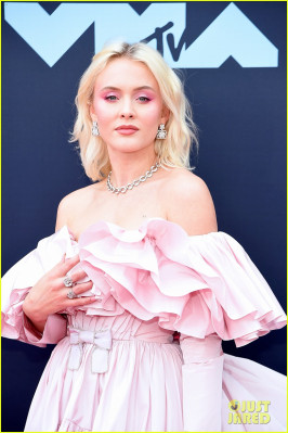 Zara Larsson pic #1172998