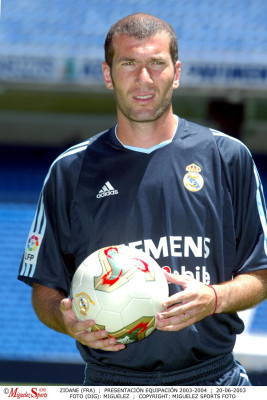 photo 3 in Zidane gallery [id111576] 2008-10-06 00:00:00