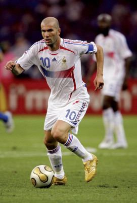 photo 13 in Zinedine Zidane gallery [id558889] 2012-12-07 00:00:00