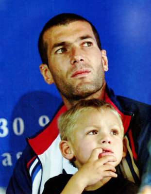 photo 18 in Zinedine Zidane gallery [id66793] -0001-11-30 00:00:00
