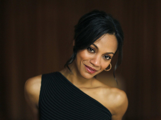 Zoe Saldana pic #273786