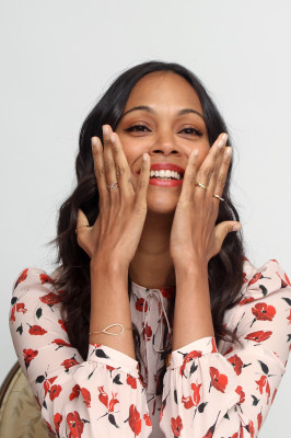 Zoe Saldana pic #781389