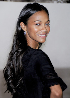 Zoe Saldana pic #275699