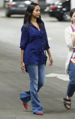 Zoe Saldana pic #775916