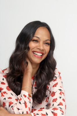 Zoe Saldana pic #781394