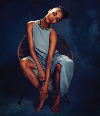 Zoe Saldana pic #660628