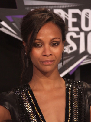 Zoe Saldana pic #400795