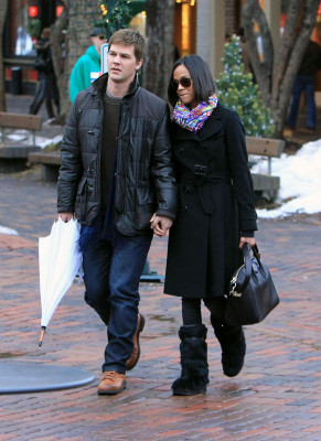 Zoe Saldana pic #319524