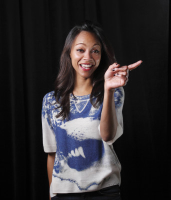 Zoe Saldana pic #442133