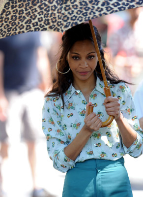 Zoe Saldana pic #495911