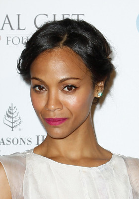 Zoe Saldana pic #703296