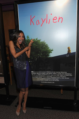 Zoe Saldana pic #740250