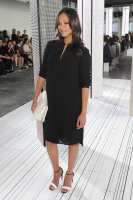Zoe Saldana pic #729522