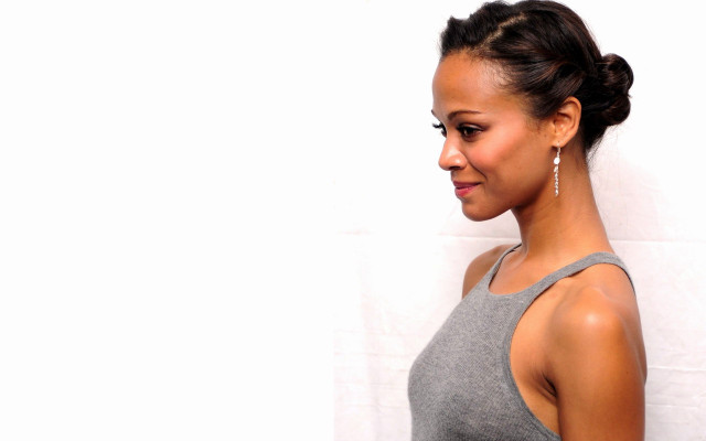 Zoe Saldana pic #614914