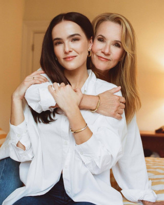 Zoey Deutch pic #1336278