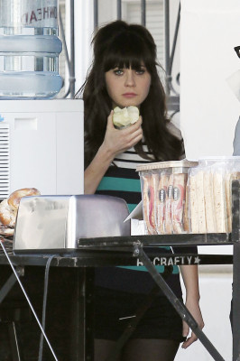 Zooey Deschanel pic #685471