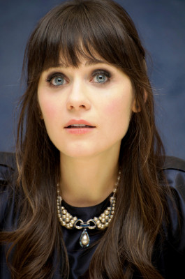 Zooey Deschanel pic #368276