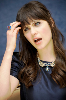 Zooey Deschanel pic #368277