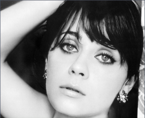 Zooey Deschanel pic #129030