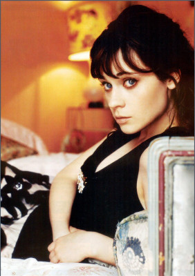 Zooey Deschanel pic #129031
