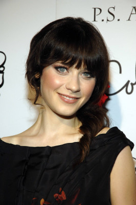 Zooey Deschanel pic #211665