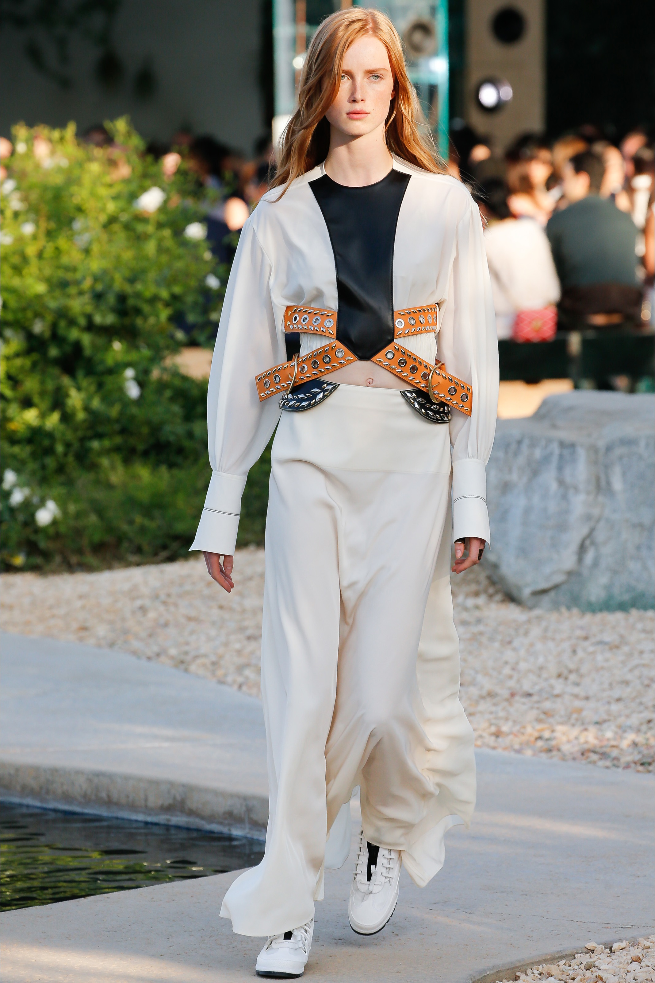 Photo from louis vuitton Pre Spring 2016 (Collection)