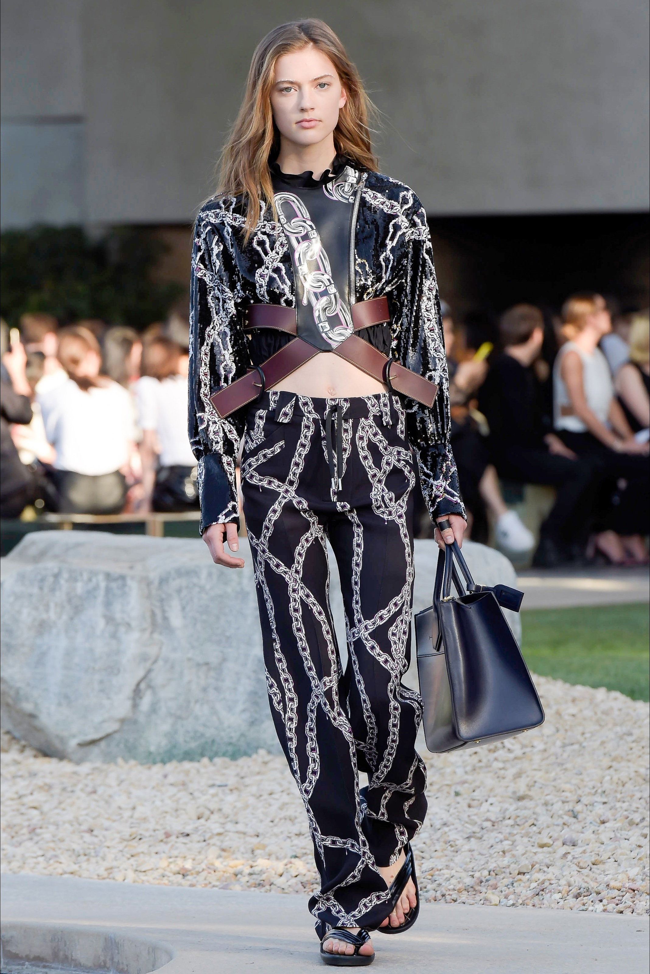 Photo from louis vuitton Pre Spring 2016 (Collection)