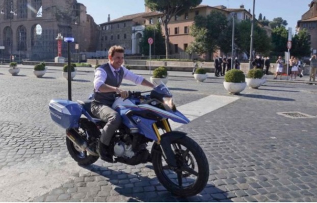 Photo from TOM CRUISE